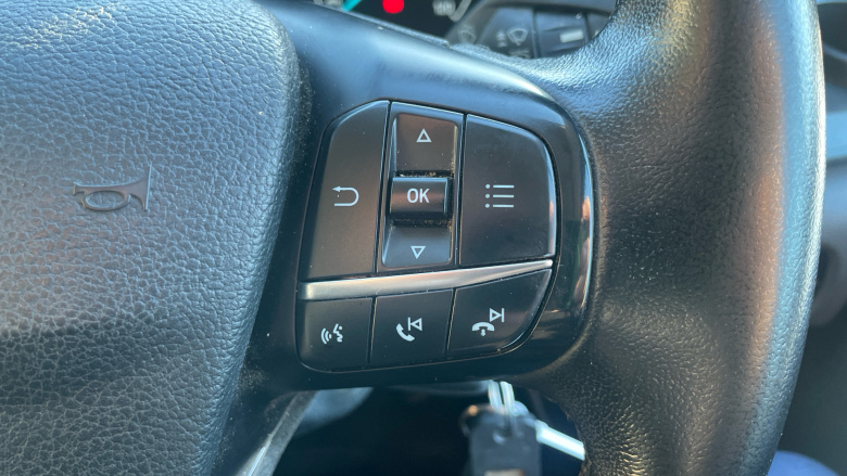 Ford Transit Custom 300 L2 Diesel Fwd 2.0 EcoBlue 130ps Low Roof Limited Van